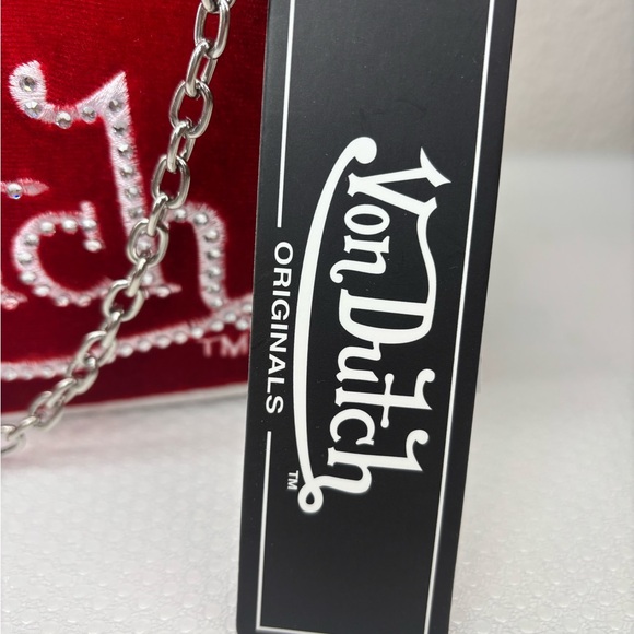 Von Dutch Red and White Rhinestone Velvet Shoulder Bag - Picture 5 of 8